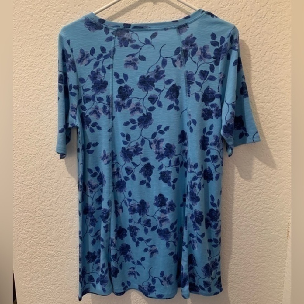 J Jill Pima Cotton floral top - Picture 9 of 10